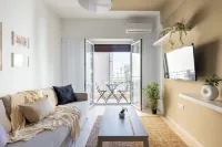 Santorini-2-Bedroom Apt in Nea Smyrni