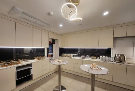 hotel gongsan Отели в г. Конджу