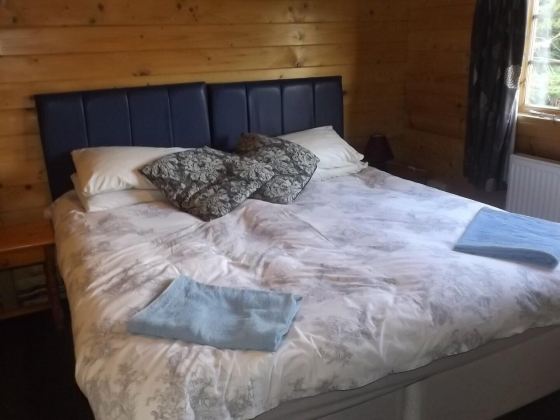 艾文維爾度假屋寬敞的三臥室小屋