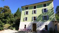 Camping White Rock فنادق في Saint-Andre-les-Alpes