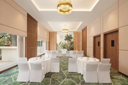 Ginger Dehradun, Rajpur Road