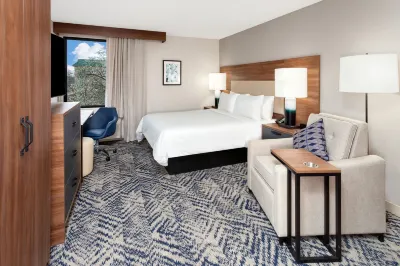 Candlewood Suites Columbus North Hotels in Columbus