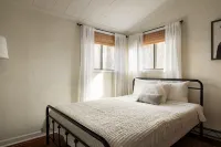 Tranquil Retreat - Hot Tub, Sauna, WiFi, Fire Pit, Grill Hotel di Berkeley Springs