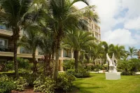 Luxury Beachfront Apartment in Aruba