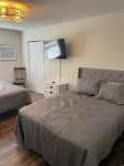 Charming cottage in beautiful Surfside Beach!  1 Block from the beach!!!!