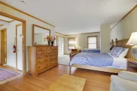 Family Friendly and great for reunions and groups.