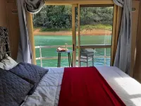 Float Inn Hotels near Interlagos