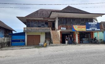 OYO Homes 91248 Desa Wisata Banding Agung Danau Ranau