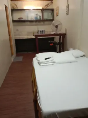 TerisitaPlace Otél 리살 시스템, 앵고노 캠퍼스 대학 주변 호텔