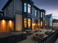 The Kylestrome Hotels near Carnegie Library