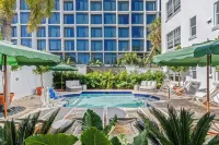 블루 문 호텔 마이애미 비치