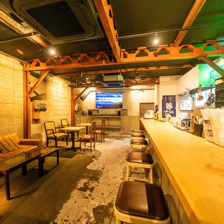 Momodaniagito - Hostel Отели рядом с достопримечательностью «Железнодорожный вокзал Цурухаси»