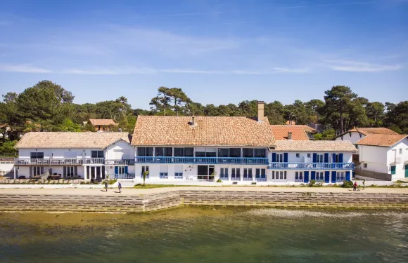 瑞雷杜拉克酒店