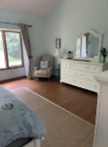 Waterfront Retreat w/ Pool, Hot Tub, Dock & Sand Beach. Relax & Enjoy the Rivah!