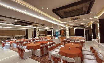 Jhansi Hotel