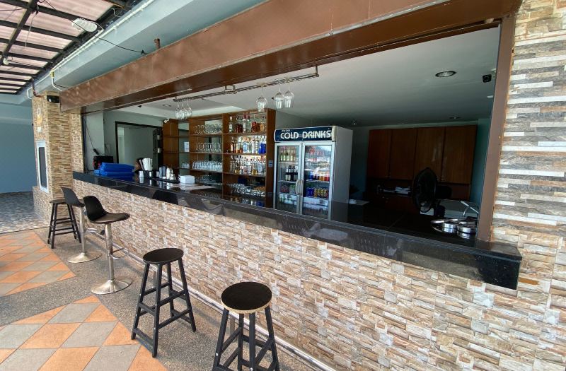 77 Patong Hotel & Spa photo 2