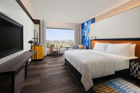 Le Meridien Ahmedabad Отели рядом с достопримечательностью «Индиан Институт оф Менеджмент Ахмедабад»