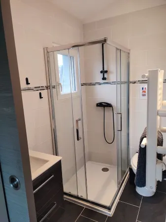 Cosy accommodation south of Toulouse Отели в г. Лонгаж