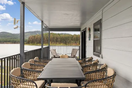 Beautiful Lake Front Property in the Black Hills Of South Dakota