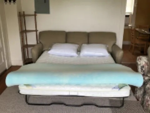 Travelers Rest slps 5 Riverview, near NRG, trails, fishing. NRG, Falls, & more.