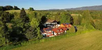 Ruhige Ferienwohnung am Stadtrand von Lindau Inmitten von Wiesen und Obstbäumen