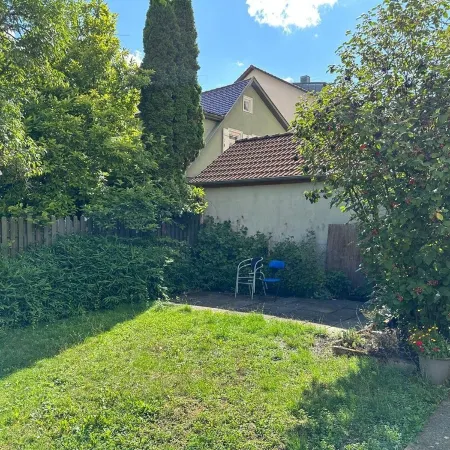 Apartment in the center with garden, connection to Stuttgart, Märklineum and EWS Arena.
