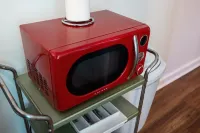 Deco Duplex - Uptown - Northwoods Trail - KING BED - DISH TV - ROKU - Bike Rack