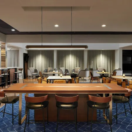 Courtyard Annapolis Отели рядом с достопримечательностью «Военно-морская академия США»