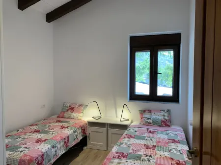Cortijo Airen, New in the rental! Recently renovated holiday home in the campo Отели в г. Компета