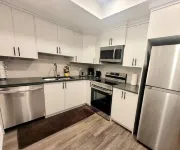 Cozy & Clean 2Bedrms (2 Queen Beds) + Free Street Parking Hotels near Mahogany Village Market