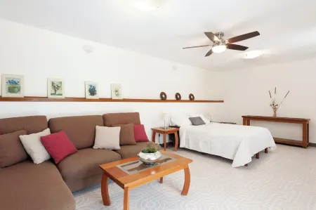 Cozy bungalow near Downtown Отели рядом с достопримечательностью «Casa mejia»