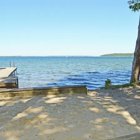 Fantastically situated vacation home for families & dogs, fenced, 200m to Lake Plau