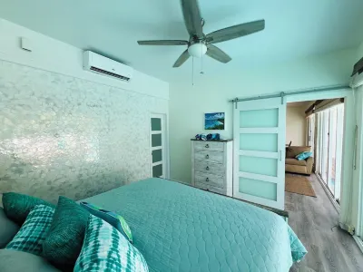 Luxury Beachside Escape with Private Pool, Generator n Great WiFi! Hôtels à : 