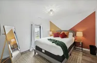 Splash of Sunshine  2 Bed 1 Bath Hotels in Waverly