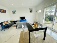 Villa with private jacuzzi 500m from the sea Hotels in Blainville-sur-Mer