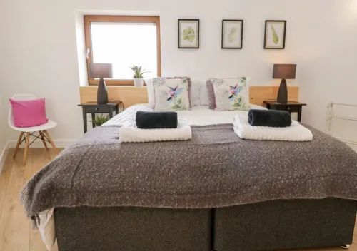 Milos Retreat beautiful  one bedroom cottage