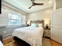 Downtown Condo on Thames Street