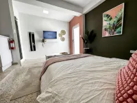 Cozy Studio Perfect for Couples & Solo Adventurers