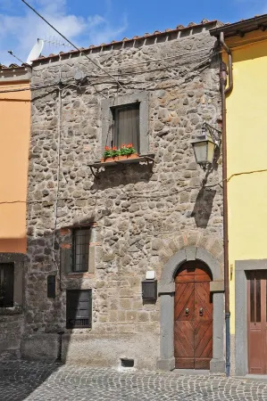 Manor house / Historic house in downtown Montefiascone-Lake Bolsena Отели в г. Монтефьясконе