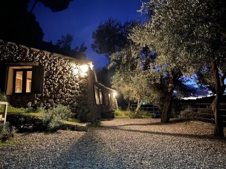 Shelter "Es Mirador" Cami de S'Illeta - Port de Soller Отели в г. Сольер