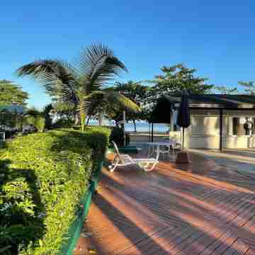 Lovely Studio With Pool On Beach Hotel Exterior