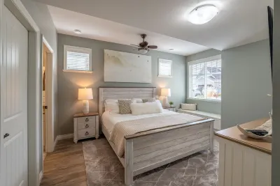 The Lakehouse/Snow Vacation Rental Отели рядом с достопримечательностью «Парк Осойуз Лейк Риджинал»