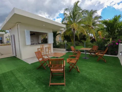 Spacious Villa with Private Pool and Fully Equipped Kitchen - For 6 Pers