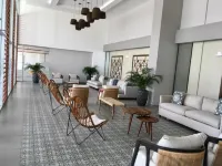 OCEAN VIEW APARTMENT on the beach