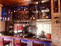 Villa & Cabin @ The Eagle Nest!! Stunning view !! w/fireplace Hotel di Constanza