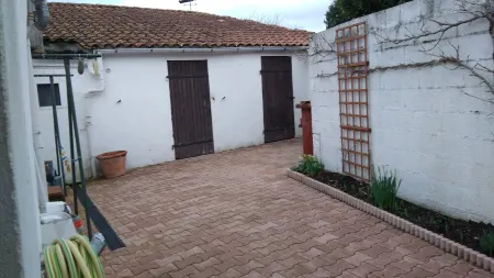 HOUSE RENTAL 12 PEOPLE OLERON Отели рядом с достопримечательностью «Олерон»