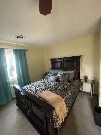 Cozy Home on Historic Route 66 Right Outside of Fort Leonard Wood