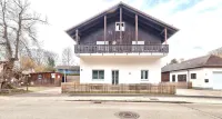 Stilvolle Ferienwohnung am Fuße des Kloster Andechs Hotels in der Nähe von Friedenskapelle
