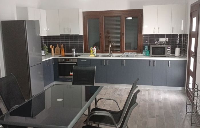 Nea Vrasna Sun House