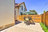 Walk to Dtwn: Historic Gem w/ Deck in Rapid City - Alojamientos